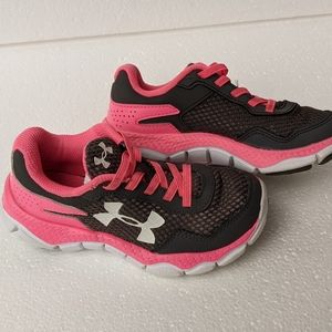 Girls Under Armour shoes